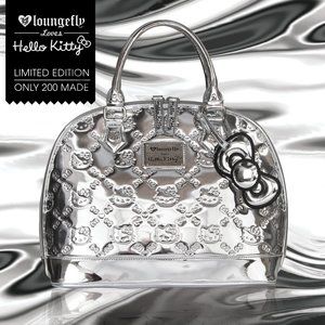 Hello Kitty Con 2014 Exclusive LOUNGEFLY Purse (Silver) 4/200